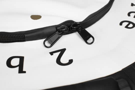 2befree Freediving Boje weiß Reißverschluss des Deckels